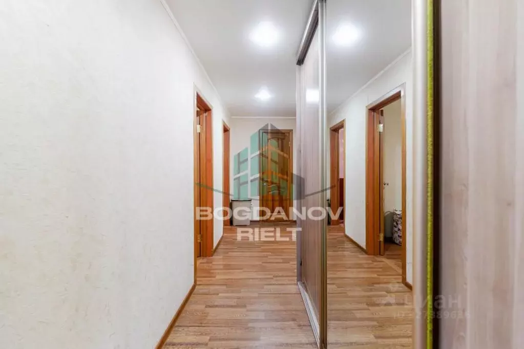 3-к кв. Омская область, Омский район муниципальный округ, с. Троицкое, ... - Фото 2