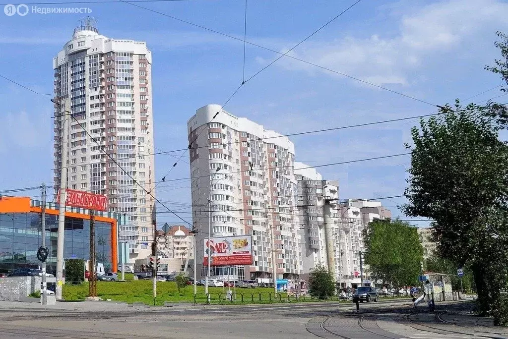 3-комнатная квартира: Екатеринбург, улица Блюхера, 41 (98.8 м) - Фото 0