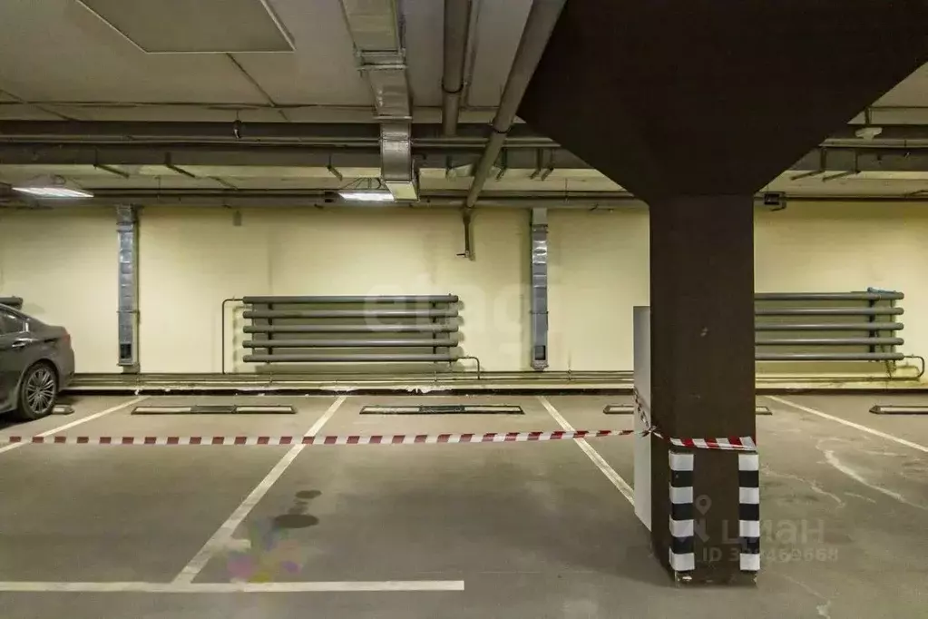 Гараж в Тюменская область, Тюмень Севастопольская ул., 14 (16 м) - Фото 1