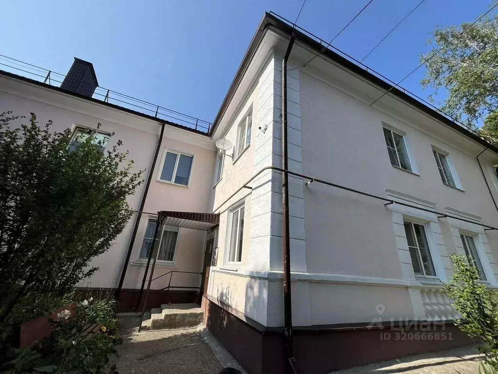 3-к кв. Ставропольский край, Лермонтов ул. Гагарина, 21 (77.0 м) - Фото 0