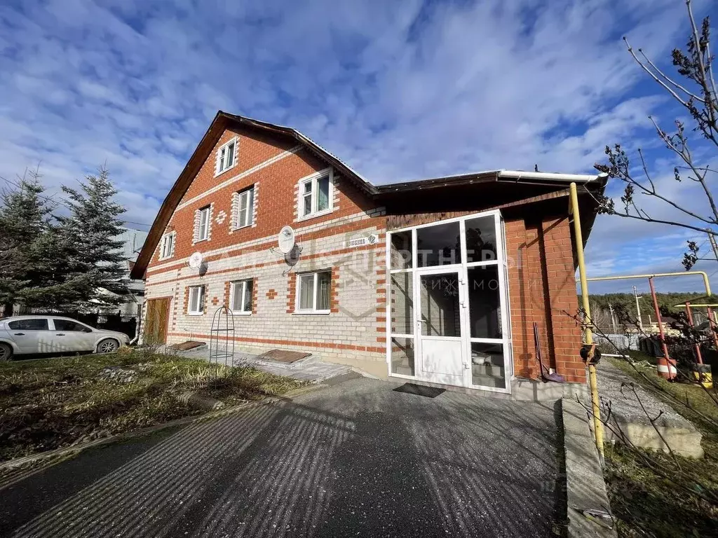 Коттедж в Свердловская область, Полевской муниципальный округ, пос. ... - Фото 2