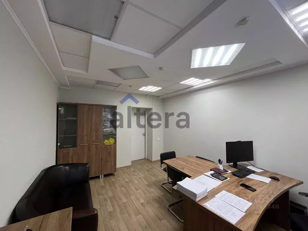 Офис в Татарстан, Казань ул. 2-я Азинская, 3Б (760 м) - Фото 1