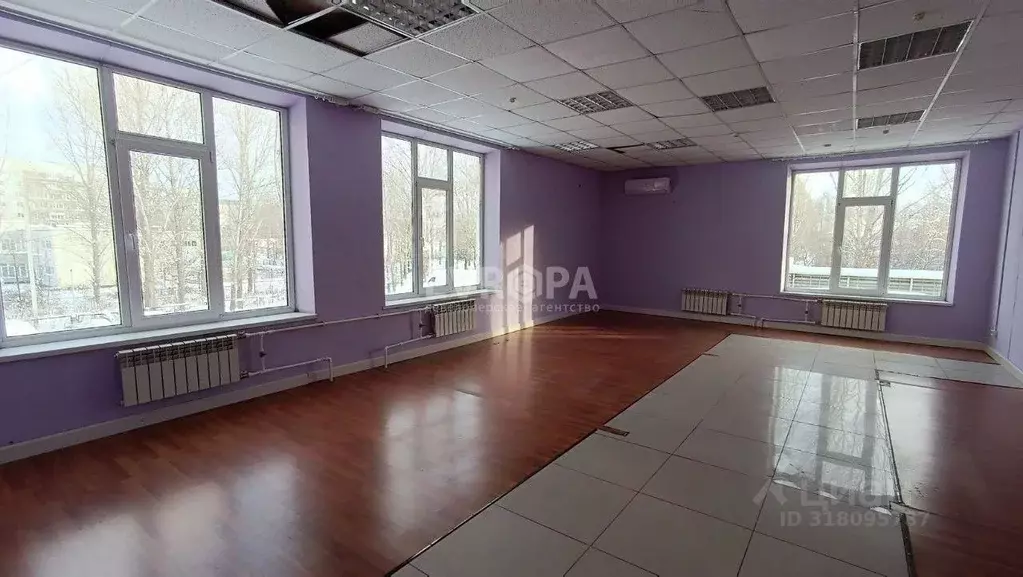 Помещение свободного назначения в Ульяновская область, Ульяновск ... - Фото 0