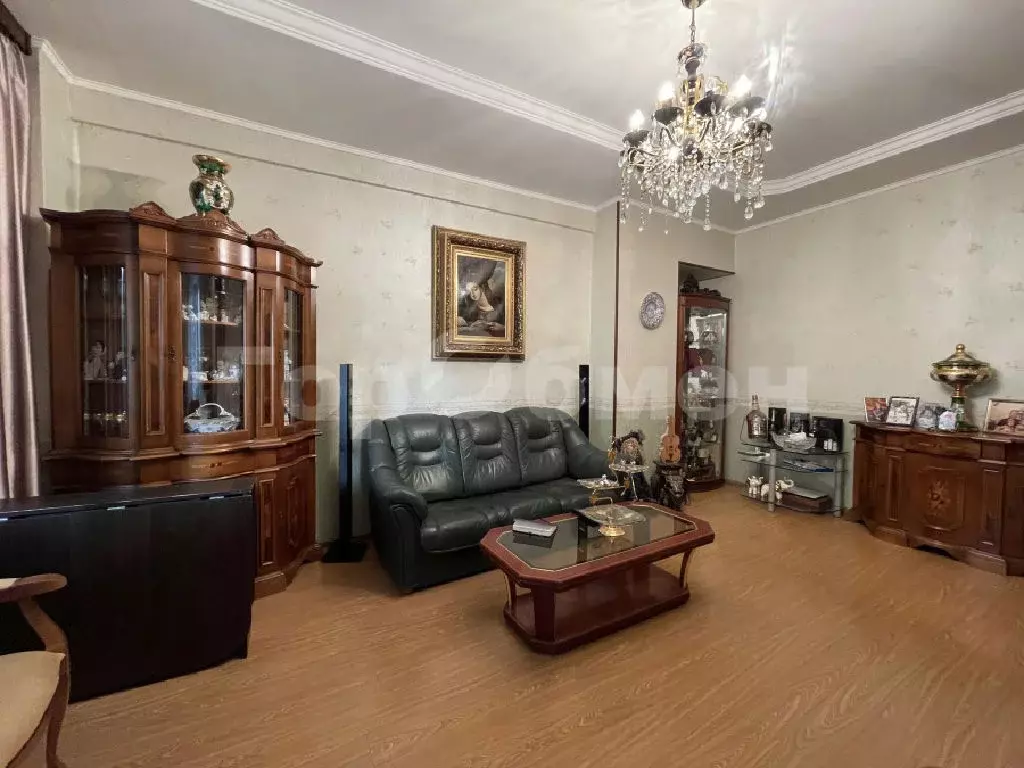 Продается 4-комнатная квартира - Фото 1