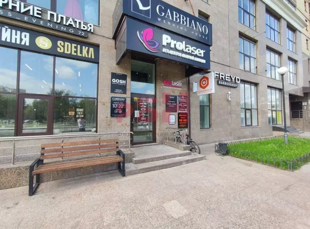 Торговая площадь в Тюменская область, Тюмень ул. Малыгина, 90 (216 м) - Фото 0