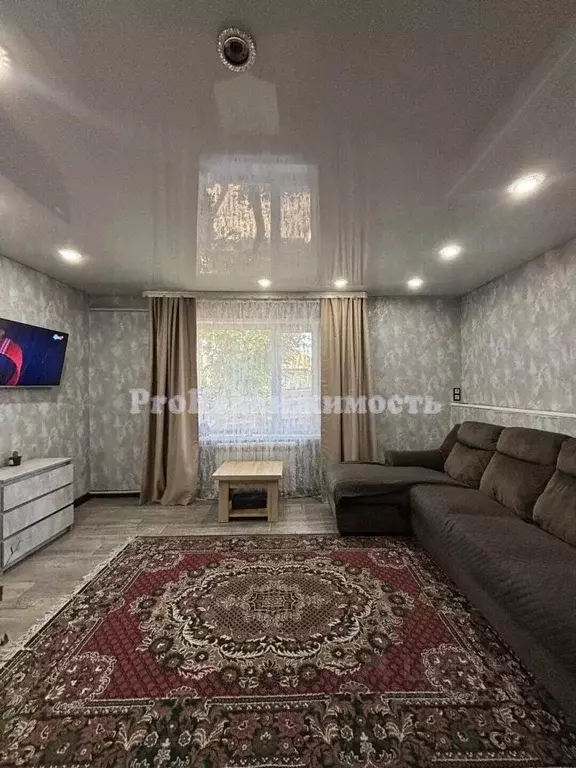 4-к кв. Тыва, Кызылский кожуун, Каа-Хем пгт ул. Кирова, 2 (75.0 м) - Фото 1