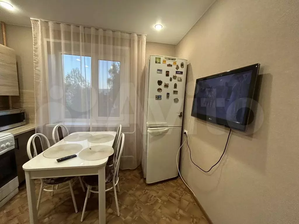 2-к. квартира, 48 м, 6/9 эт. - Фото 1