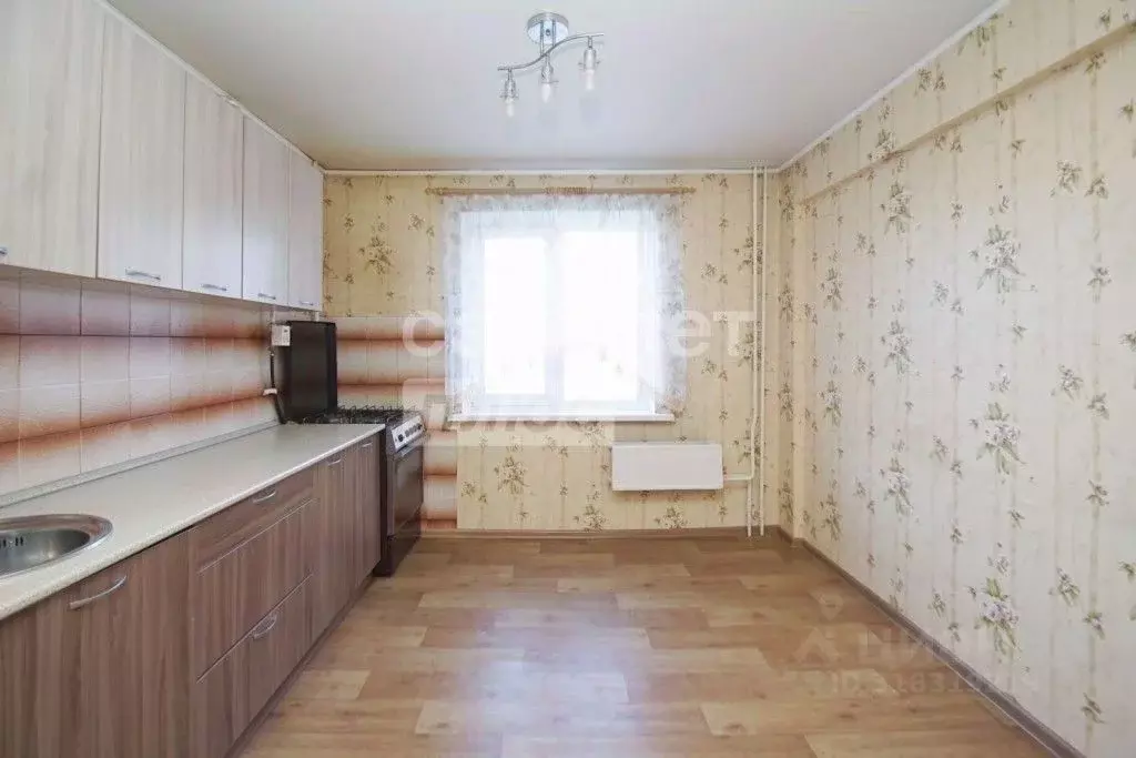 3-к кв. Омская область, Омск Московка мкр, ул. 2-я Ленинградская, 22/1 ... - Фото 0