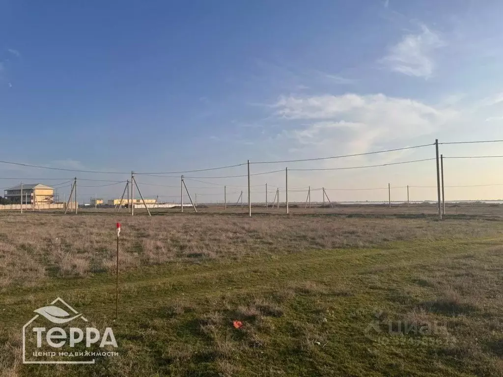 Участок в Крым, Сакский район, с. Молочное 2 (6.0 сот.) - Фото 1