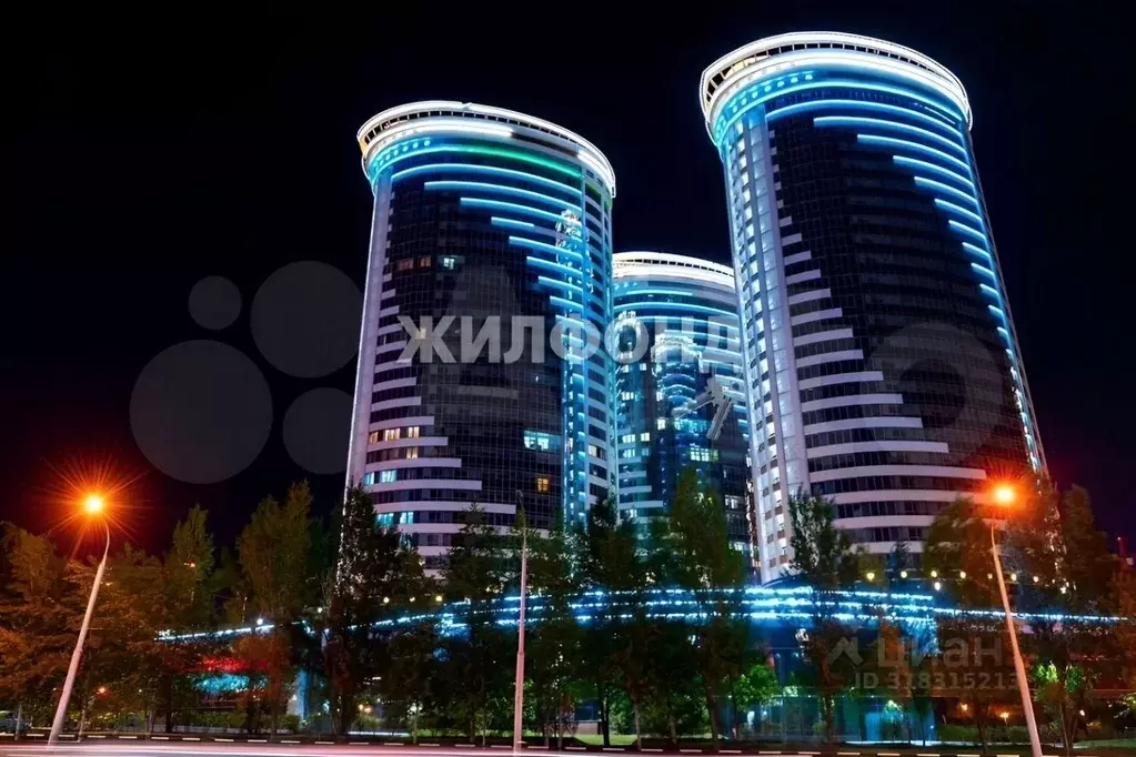 3-к кв. Новосибирская область, Новосибирск ул. Сибревкома, 9 (64.0 м) - Фото 0