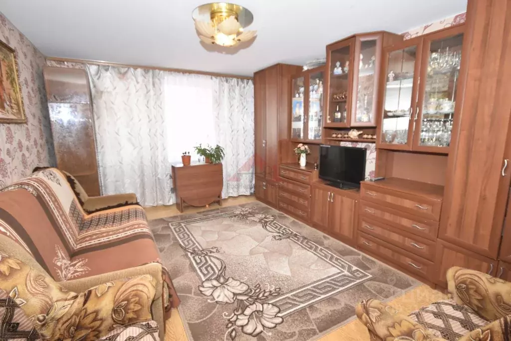 3-к кв. Владимирская область, Кольчугино ул. Веденеева, 16 (64.3 м) - Фото 0