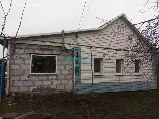 Дом в Белгородская область, городское поселение посёлок Чернянка, ... - Фото 1