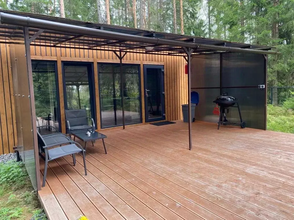 Дом в Ленинградская область, Приозерский район, Сосновское с/пос, д. ... - Фото 1