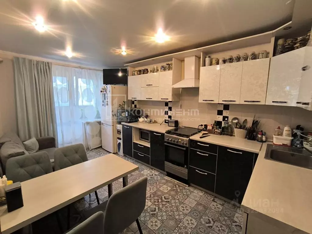 3-к кв. Владимирская область, Владимир ул. Сурикова, 10а (74.7 м) - Фото 2