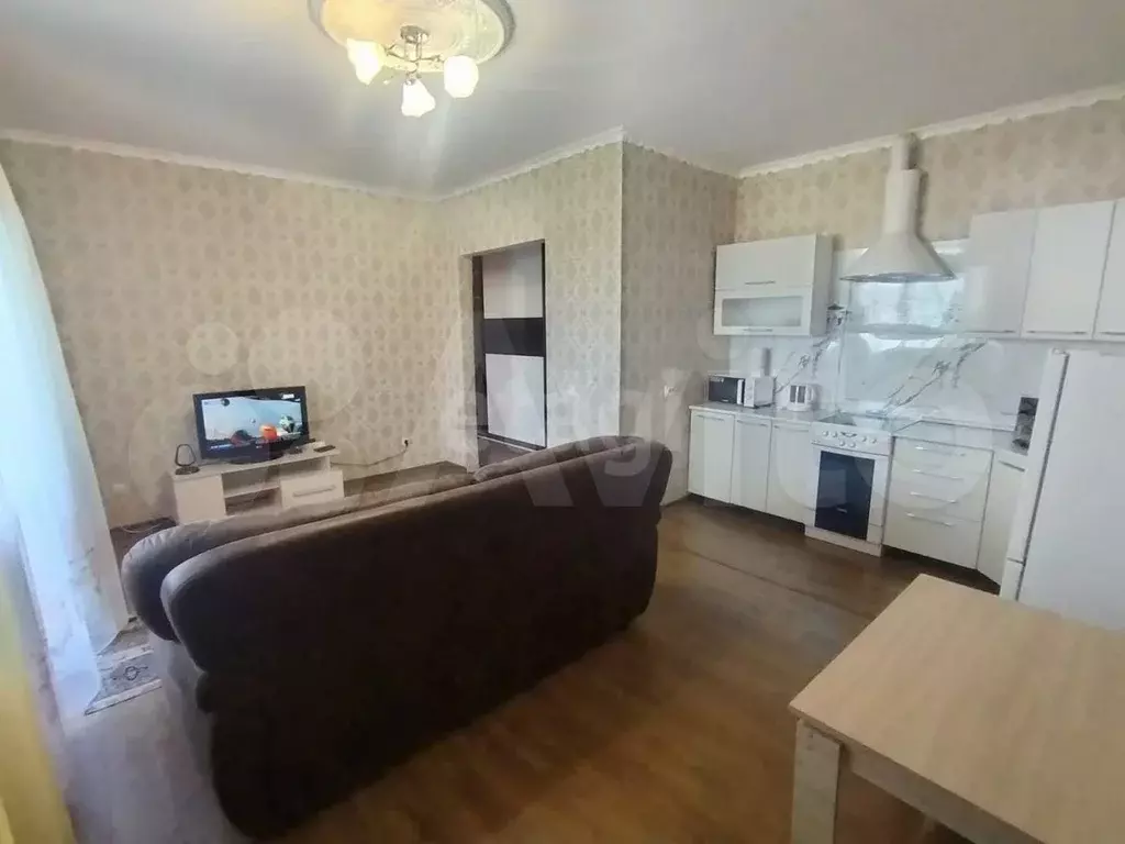 1-к. квартира, 45 м, 3/9 эт. - Фото 1