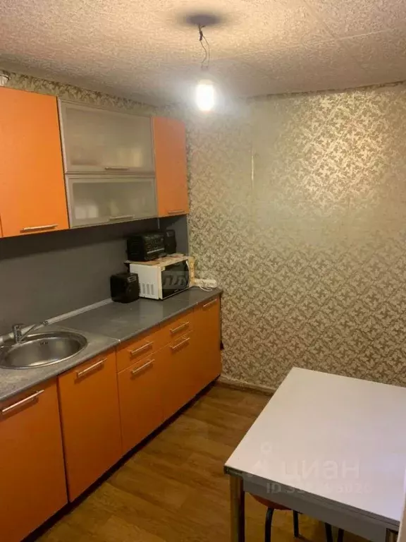Дом в Оренбургская область, Оренбург Степная ул., 3 (39 м) - Фото 1