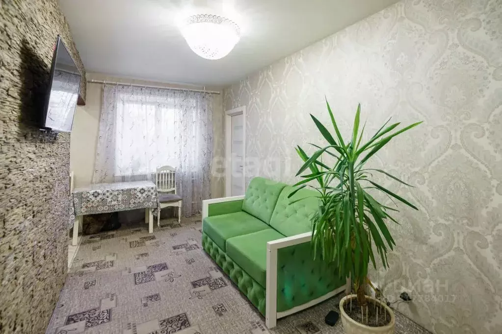 3-к кв. Ульяновская область, Ульяновск Ростовская ул., 14 (51.8 м) - Фото 0