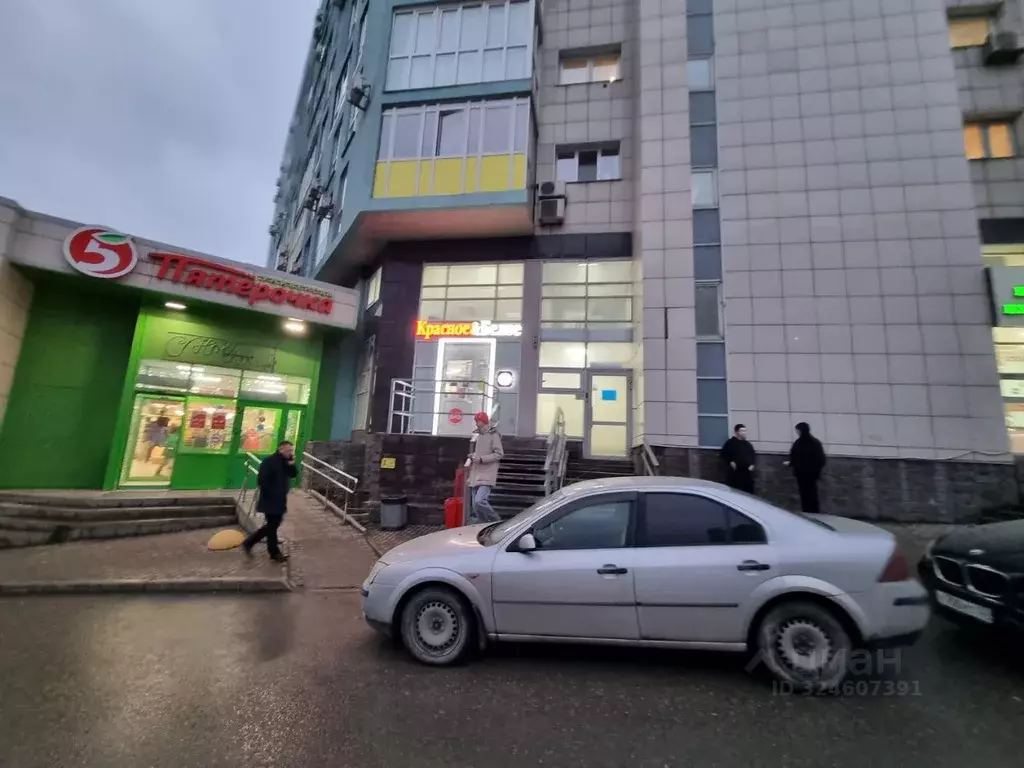 Торговая площадь в Башкортостан, Уфа ул. Заки Валиди, 58 (80 м) - Фото 1