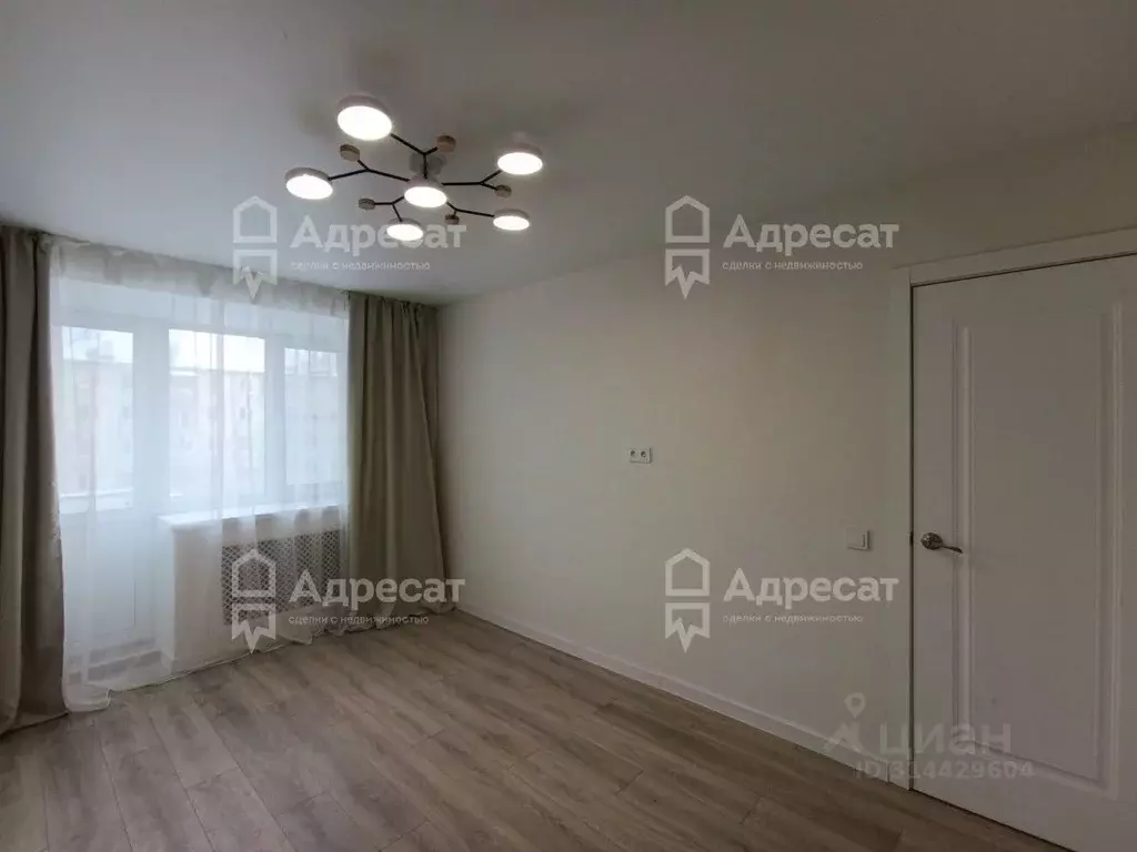 2-к кв. Волгоградская область, Волгоград ул. Таращанцев, 43 (41.0 м) - Фото 0