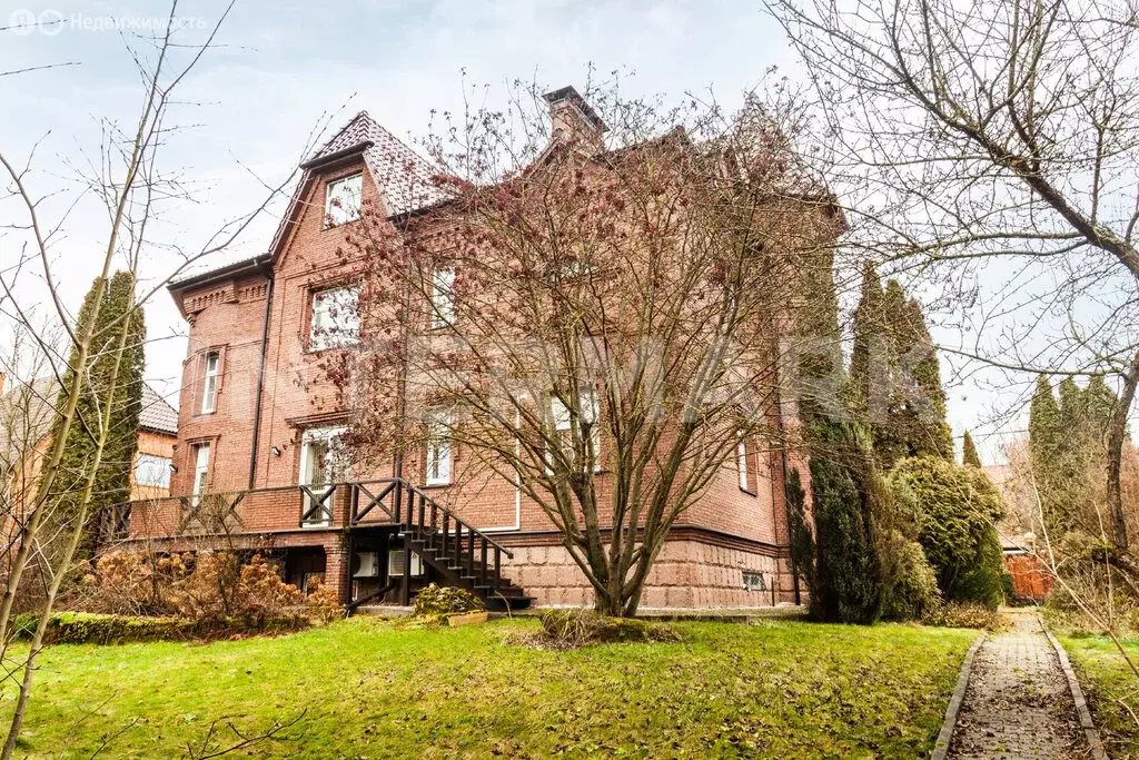 Дом в село Троицкое, Шереметьевская улица (655 м) - Фото 1