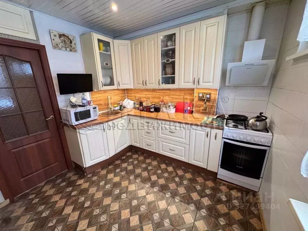 3-к кв. Ленинградская область, Никольское Тосненский район, Пионерская ... - Фото 1