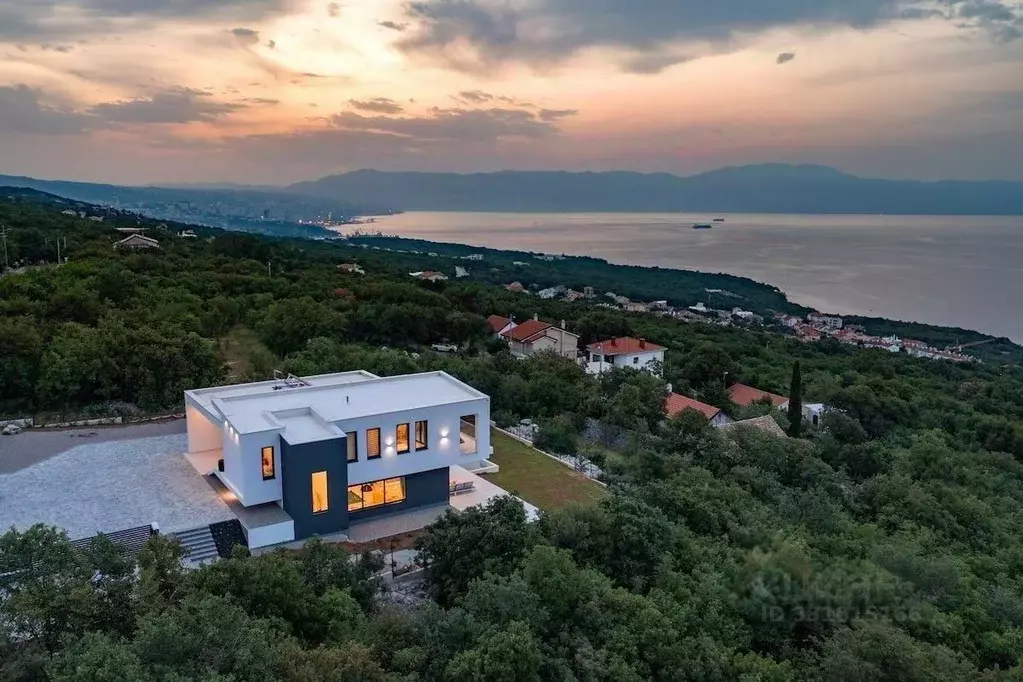 Дом в Краснодарский край, Сочи ул. Ручей Видный (200 м) - Фото 2