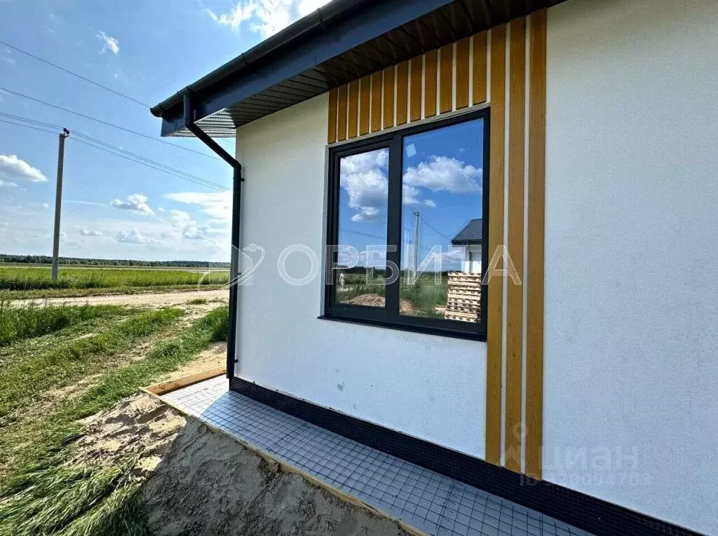 Дом в Тюменская область, Тюменский район, д. Якуши ул. А. Алиш (80 м) - Фото 0