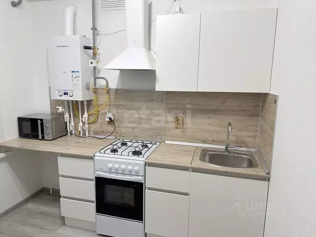 1-к кв. Татарстан, с. Высокая Гора ул. Рождественская, 10 (35.0 м) - Фото 1