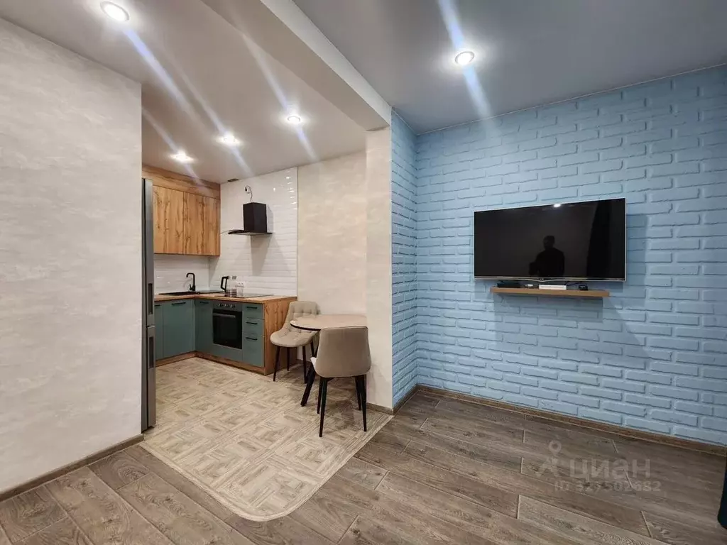 Студия Иркутская область, Иркутск ул. Лермонтова, 275/10 (37.5 м) - Фото 1