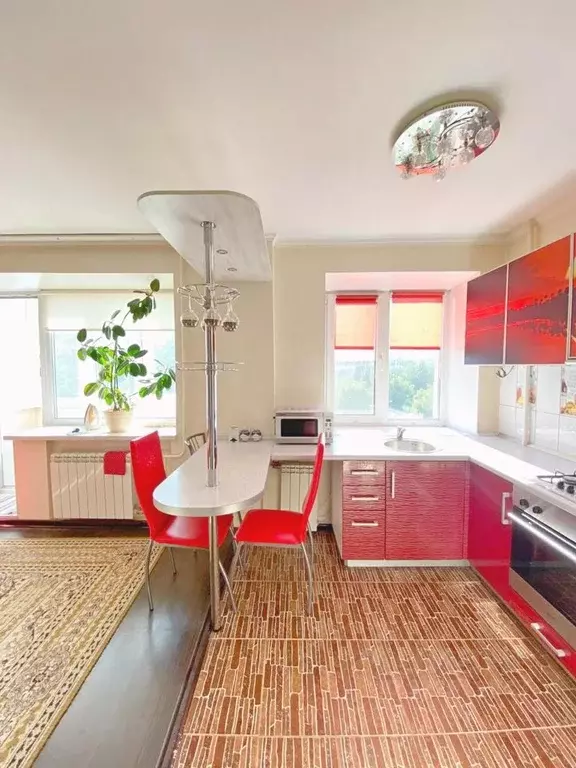 Студия Омская область, Омск Городок Нефтяников мкр, ул. 50 лет ... - Фото 1