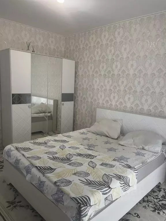 2-к кв. Красноярский край, Красноярск ул. Авиаторов, 20 (63.0 м) - Фото 1