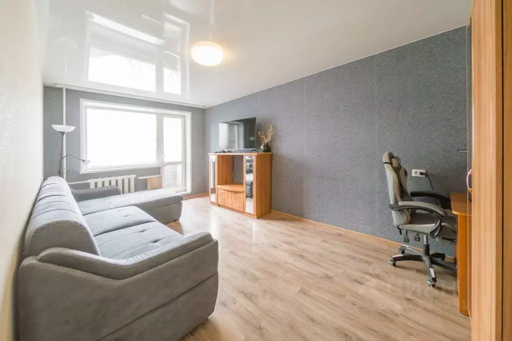 1-к кв. Свердловская область, Екатеринбург ул. Бережная, 18 (29.6 м) - Фото 1