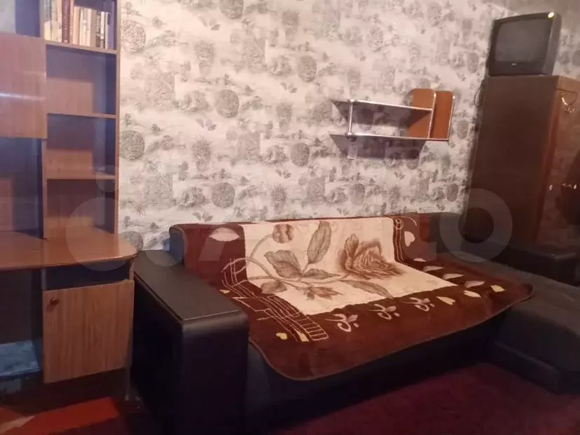 Комната 19 м в 4-к., 2/5 эт. - Фото 0