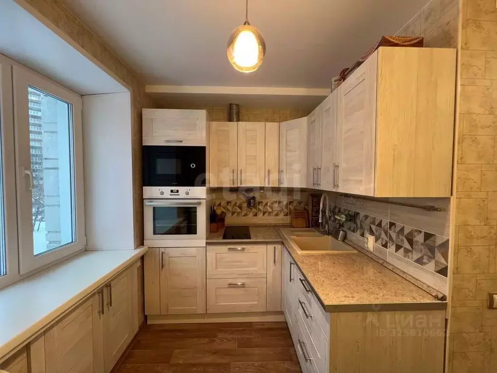 3-к кв. Новосибирская область, Новосибирск Серебренниковская ул., 2/1 ... - Фото 1