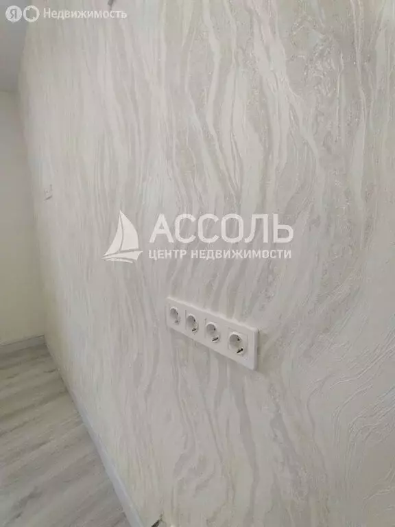 1-комнатная квартира: Омск, Космический проспект, 20к7 (42 м) - Фото 1