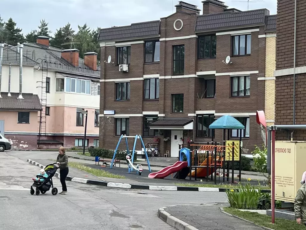 3-к кв. Московская область, Химки Фирсановка мкр, Речная ул., 18Б ... - Фото 2