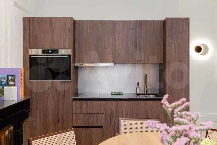 3-к. квартира, 110 м, 3/6 эт. - Фото 1