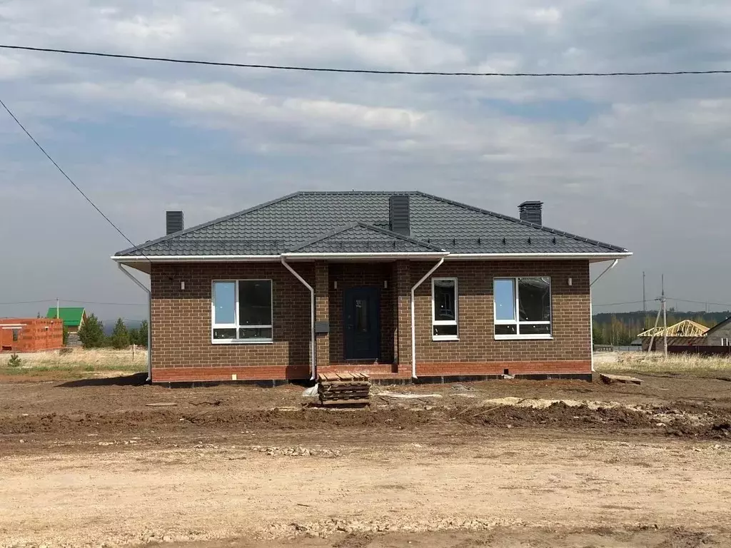 Коттедж в Татарстан, с. Верхний Услон ул. Каштановая (97 м) - Фото 0