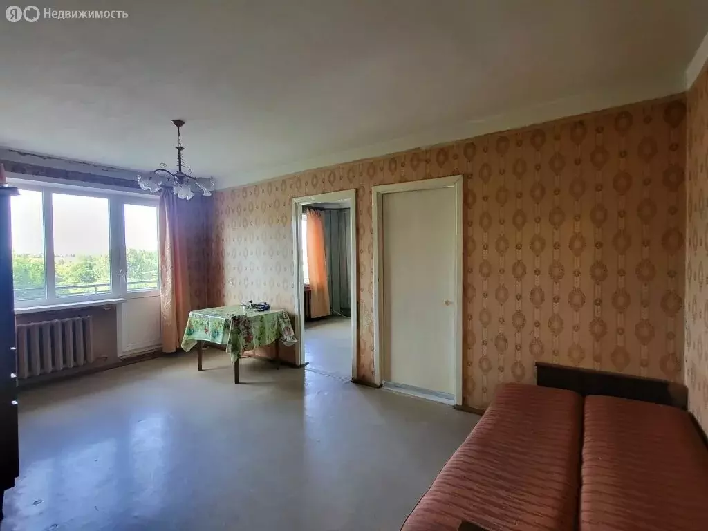 3-комнатная квартира: Кохма, Октябрьская улица, 58 (50 м) - Фото 0