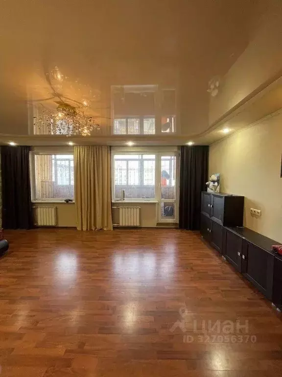 3-к кв. Свердловская область, Екатеринбург ул. Крестинского, 37к2 ... - Фото 2