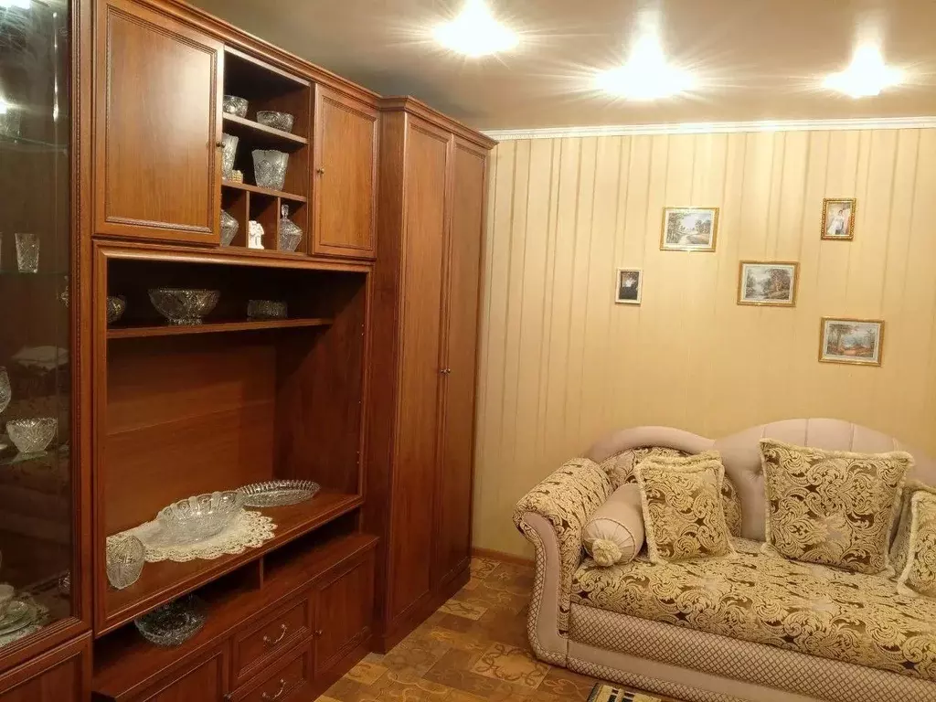 Дом в Белгородская область, Белгород ул. Апанасенко, 52 (60 м) - Фото 1