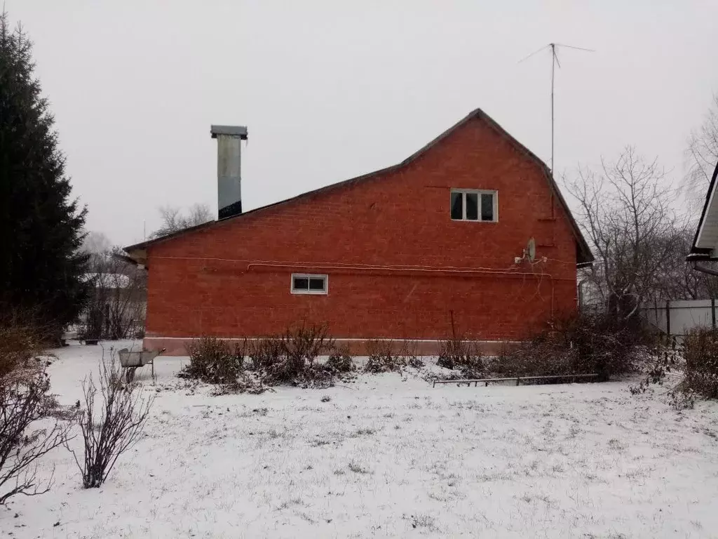 Дом в Калужская область, Кондрово Дзержинский район, ул. Фрунзе, 6 ... - Фото 0