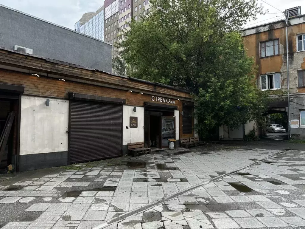 Помещение свободного назначения в Свердловская область, Екатеринбург ... - Фото 0