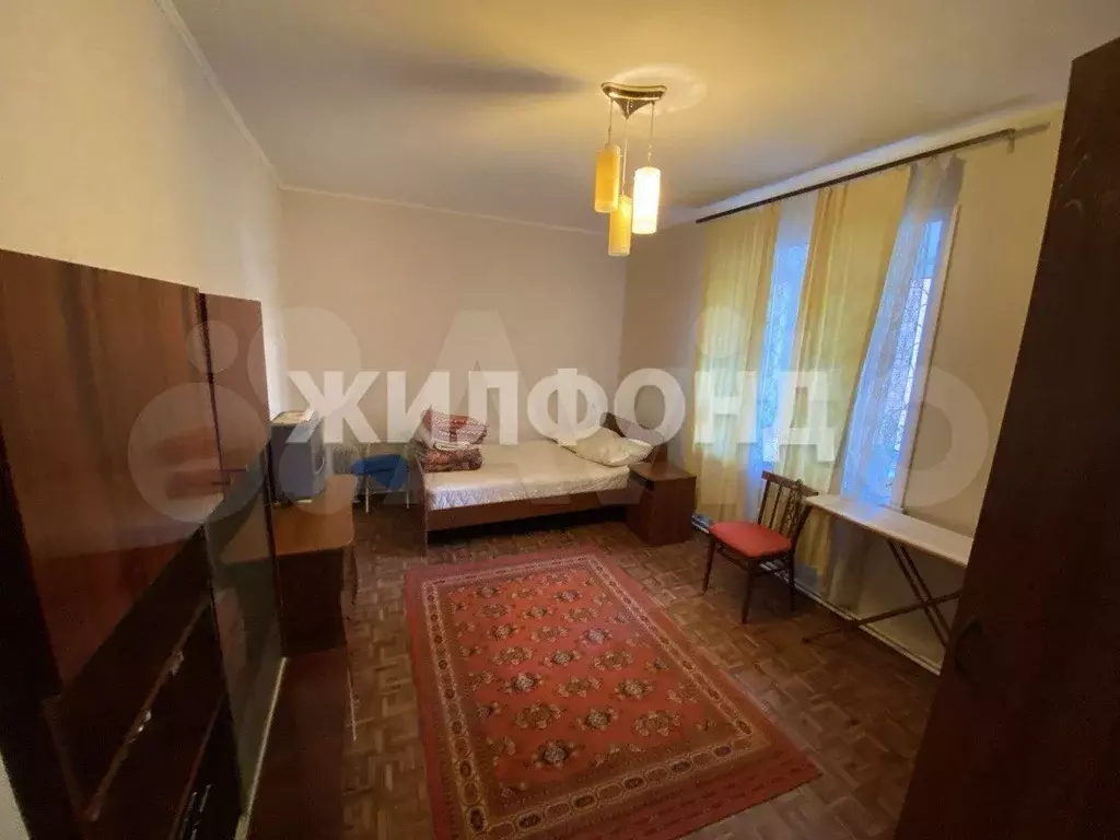 2-к. квартира, 42 м, 1/6 эт. - Фото 0