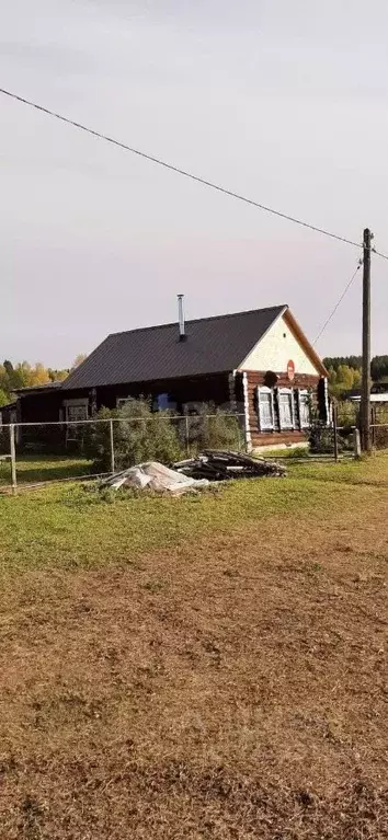 Дом в Свердловская область, Верхнесалдинский муниципальный округ, пос. ... - Фото 1