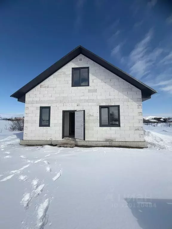 Дом в Алтай, Майминский район, с. Подгорное ул. Светлая (81 м) - Фото 1