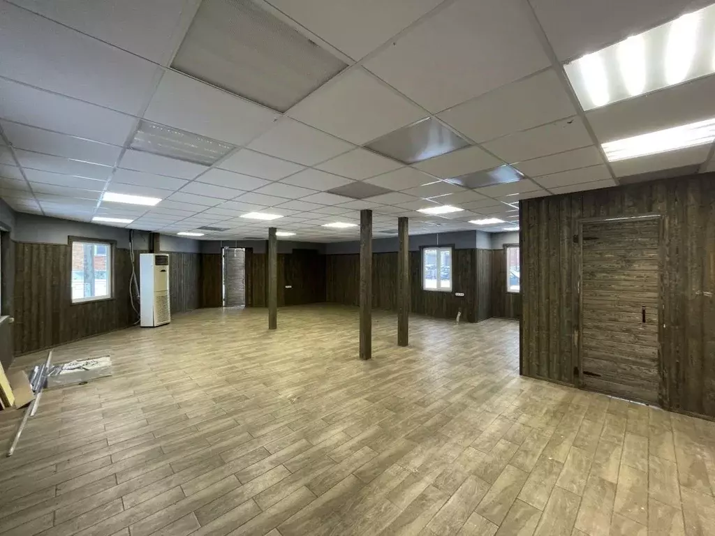 Помещение свободного назначения в Пензенская область, Заречный ул. ... - Фото 1