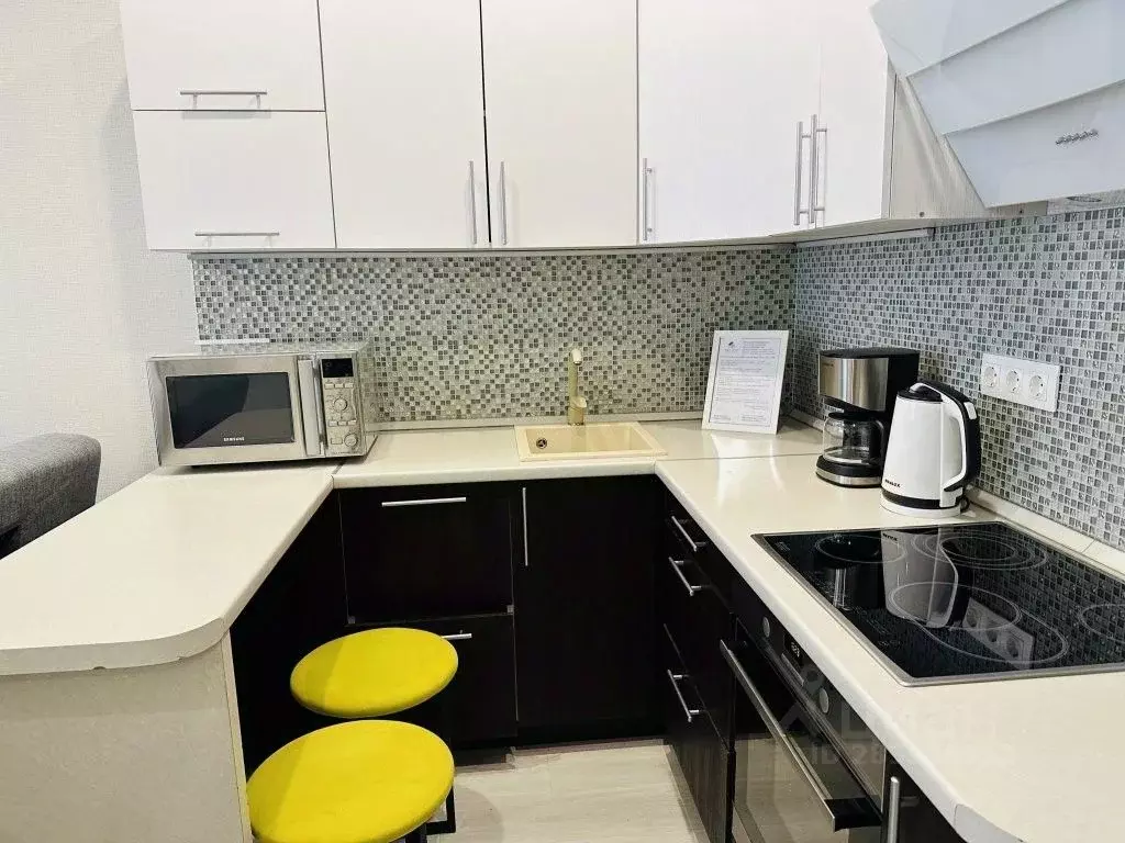 1-к кв. Иркутская область, Иркутск проезд Юрия Тена, 12 (40.0 м) - Фото 1