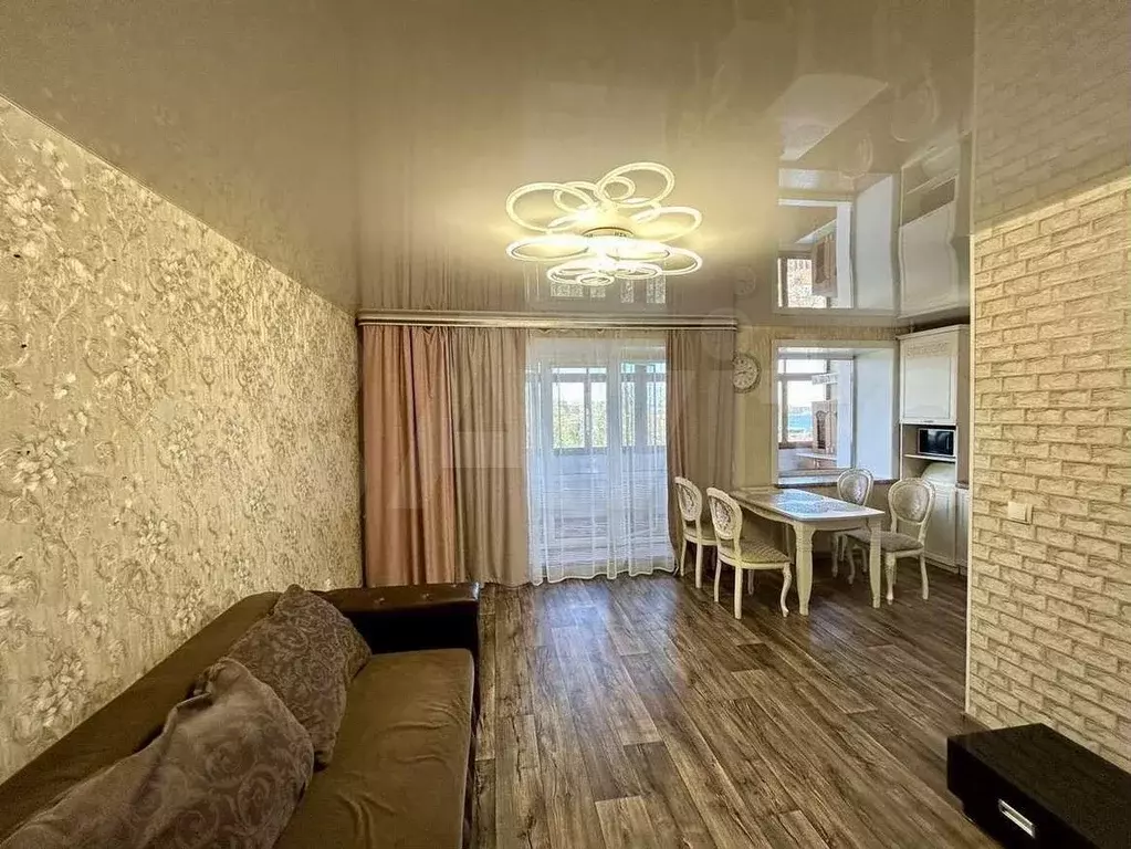 3-к. квартира, 60 м, 4/5 эт. - Фото 0