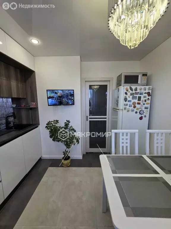 3-комнатная квартира: Всеволожск, улица Обороны, 3к1 (71 м) - Фото 1